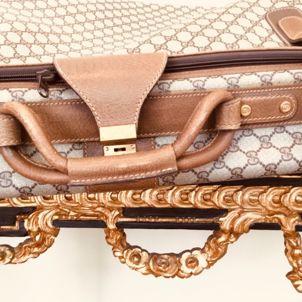 Gucci Luggage - Picture 6 of 10
